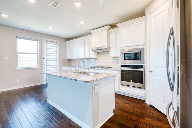 2317 Connor Way, Carrollton, TX 75010