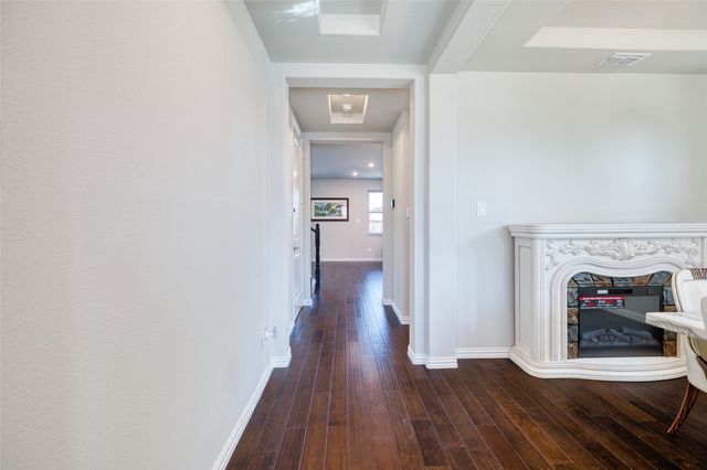 2317 Connor Way, Carrollton, TX 75010