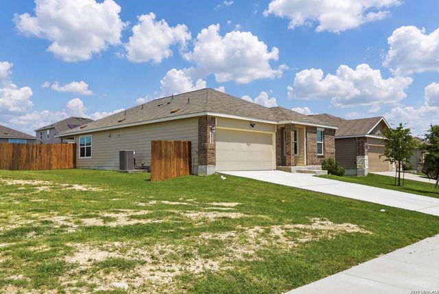 2509 Arctic Warbler, New Braunfels, TX 78130