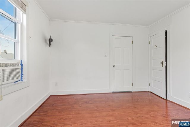 60 Winant Avenue, Ridgefield Park, NJ 07660