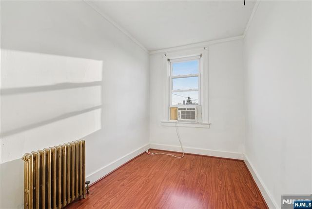 60 Winant Avenue, Ridgefield Park, NJ 07660