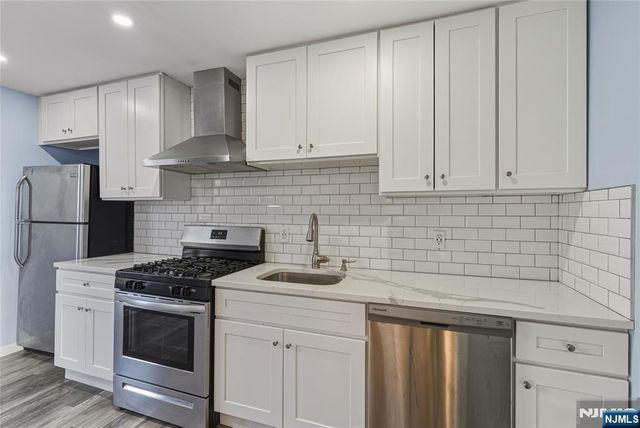 60 Winant Avenue, Ridgefield Park, NJ 07660