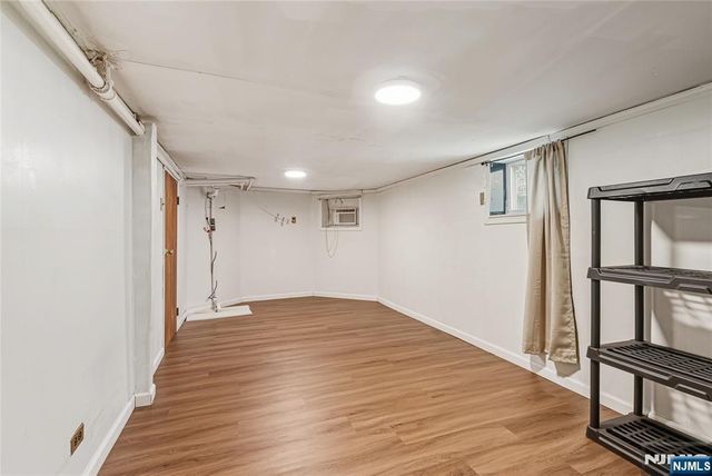 60 Winant Avenue, Ridgefield Park, NJ 07660