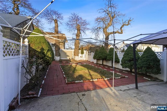 60 Winant Avenue, Ridgefield Park, NJ 07660