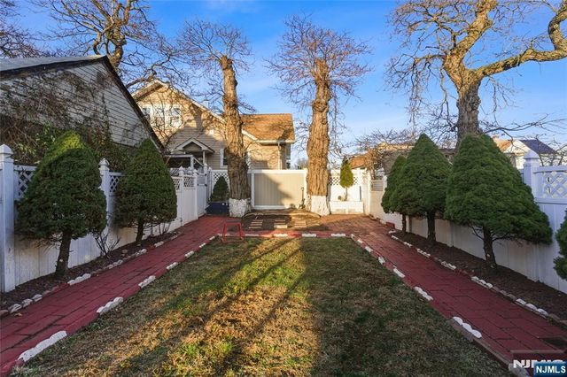 60 Winant Avenue, Ridgefield Park, NJ 07660