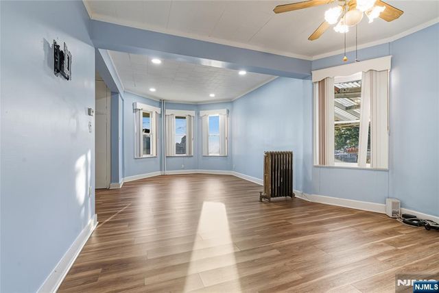 60 Winant Avenue, Ridgefield Park, NJ 07660