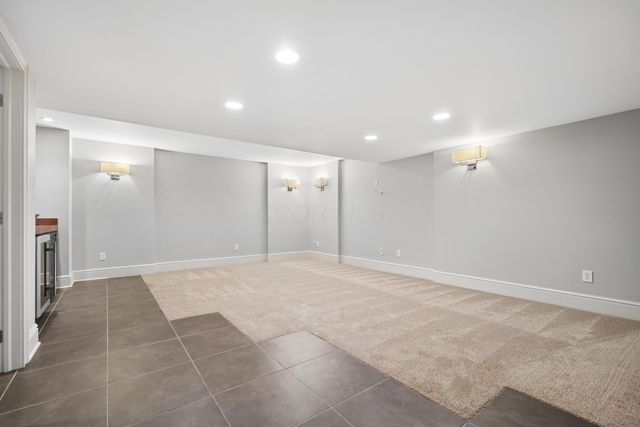 4558 Hirth Hill Road E, Grove City, OH 43123