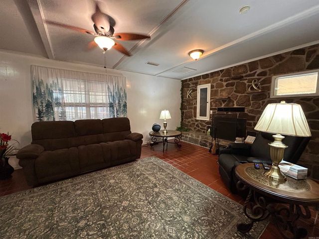 1162 Cove Road, Mountain View, AR 72560