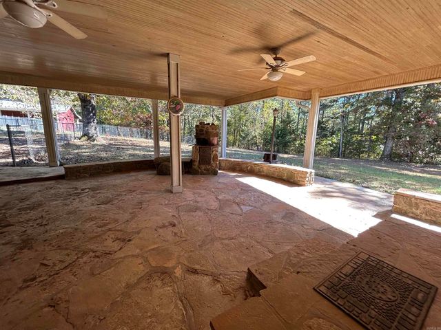 1162 Cove Road, Mountain View, AR 72560