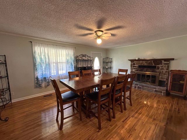 1162 Cove Road, Mountain View, AR 72560