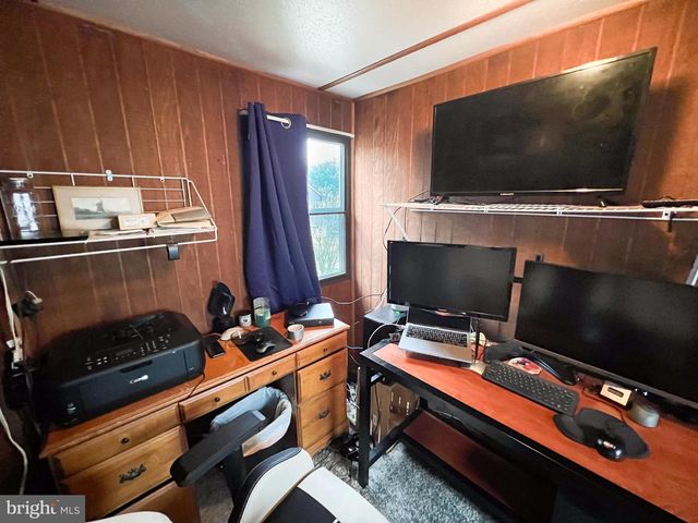 525 HIGHLAND AVE, Lewistown, PA 17044