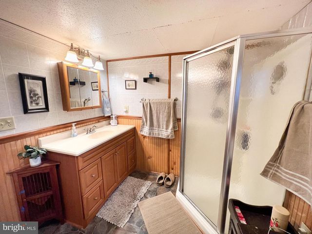 525 HIGHLAND AVE, Lewistown, PA 17044