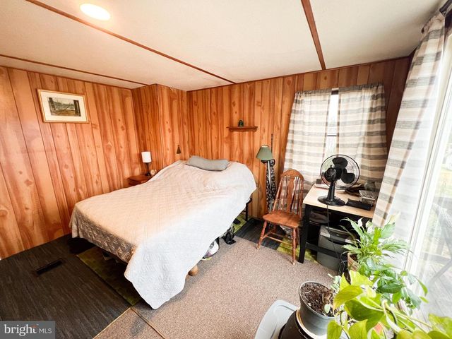 525 HIGHLAND AVE, Lewistown, PA 17044