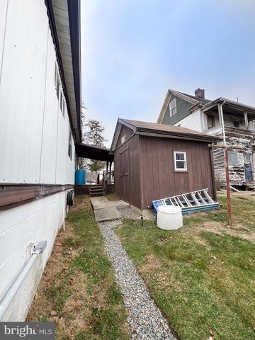 525 HIGHLAND AVE, Lewistown, PA 17044