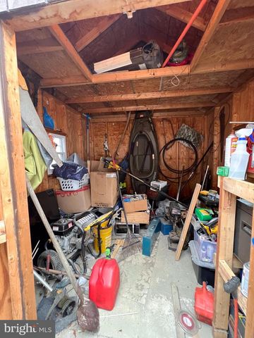 525 HIGHLAND AVE, Lewistown, PA 17044