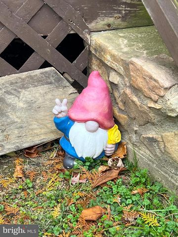 525 HIGHLAND AVE, Lewistown, PA 17044