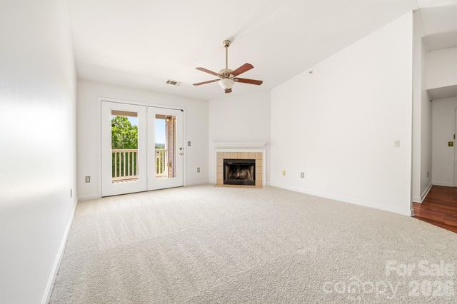 9976 Hyde Glen Court, Charlotte, NC 28262