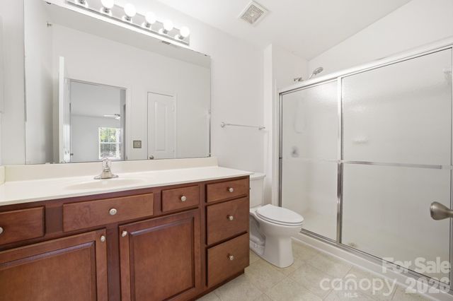 9976 Hyde Glen Court, Charlotte, NC 28262