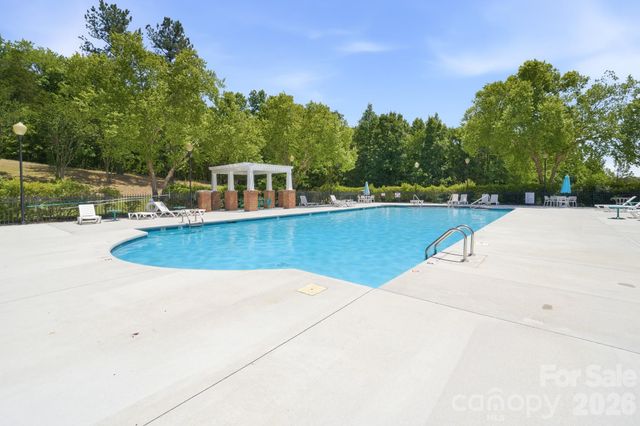 9976 Hyde Glen Court, Charlotte, NC 28262