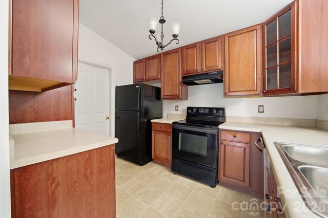 9976 Hyde Glen Court, Charlotte, NC 28262