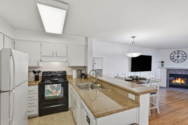 39149 Guardino Dr 247, Fremont, CA 94538