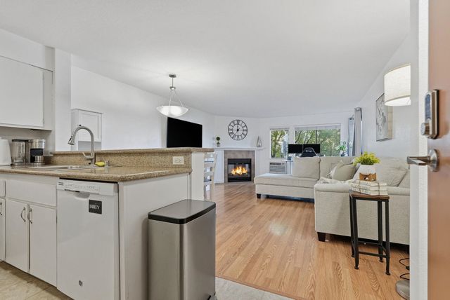 39149 Guardino Dr 247, Fremont, CA 94538