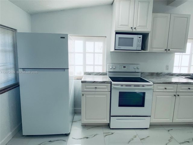 3100 NW 86th Street Back, Miami, FL 33147