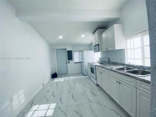 3100 NW 86th Street Back, Miami, FL 33147