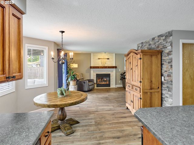 31070 Sw WILLAMETTE Way E, Wilsonville, OR 97070