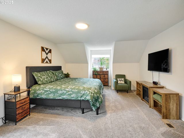 31070 Sw WILLAMETTE Way E, Wilsonville, OR 97070