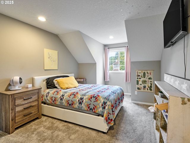 31070 Sw WILLAMETTE Way E, Wilsonville, OR 97070