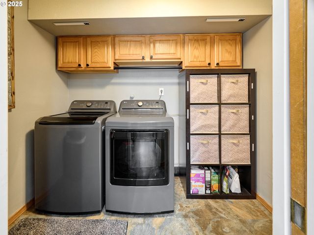 31070 Sw WILLAMETTE Way E, Wilsonville, OR 97070