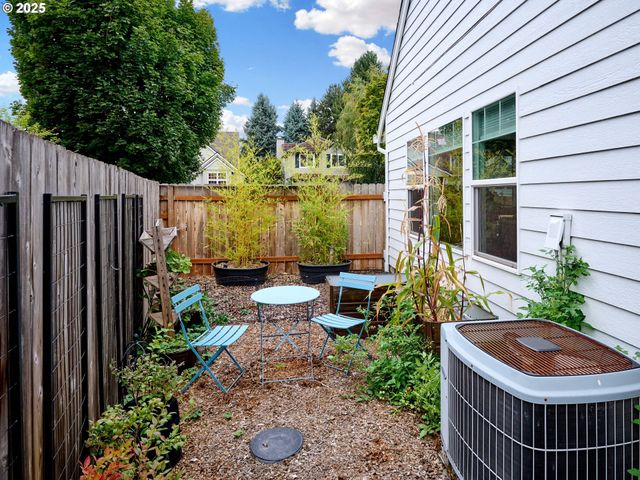 31070 Sw WILLAMETTE Way E, Wilsonville, OR 97070