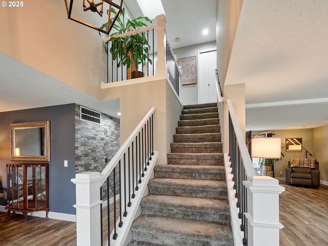 31070 Sw WILLAMETTE Way E, Wilsonville, OR 97070