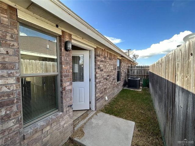 3007 Linda Vista Street A, Edinburg, TX 78542