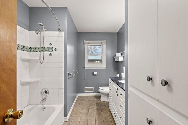 514 Arlington Avenue E, Saint Paul, MN 55130