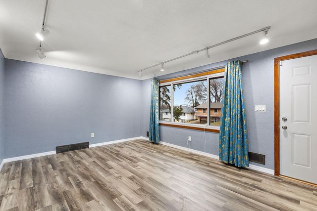 514 Arlington Avenue E, Saint Paul, MN 55130