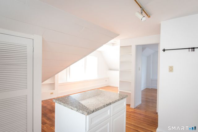 110 Avon Street, New Haven, CT 06511