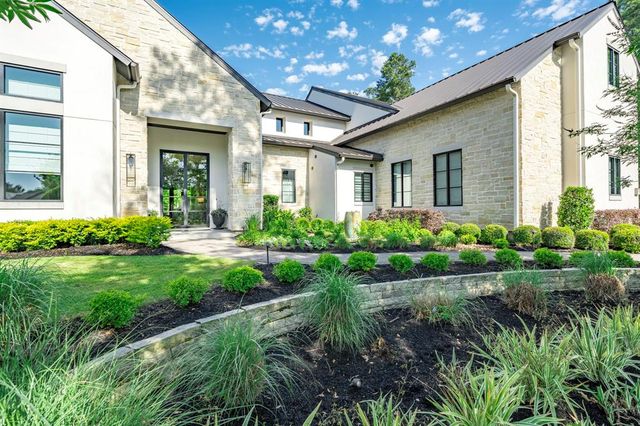 525 Grand Palisade Place, Montgomery, TX 77316