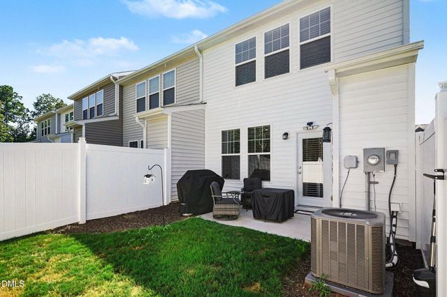 301 Whitley Ridge Drive, Clayton, NC 27527