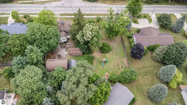 1926 E Broadway Street, Mt Pleasant, MI 48858