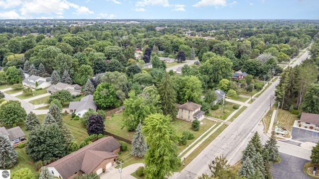 1926 E Broadway Street, Mt Pleasant, MI 48858