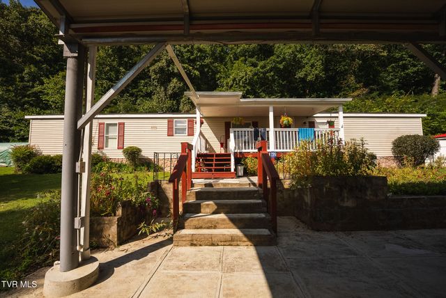 14240 Warrensburg Road, Midway, TN 37809