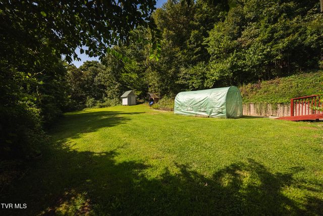 14240 Warrensburg Road, Midway, TN 37809