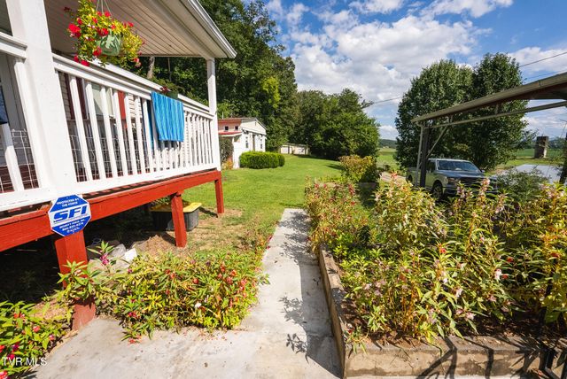 14240 Warrensburg Road, Midway, TN 37809