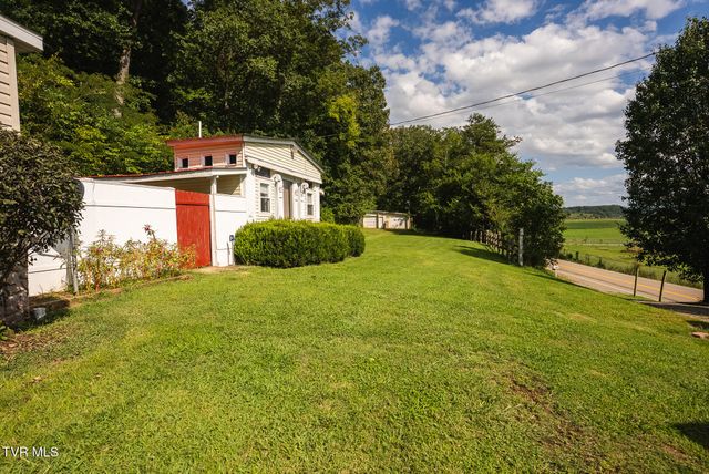 14240 Warrensburg Road, Midway, TN 37809