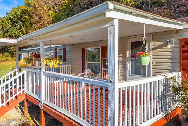 14240 Warrensburg Road, Midway, TN 37809