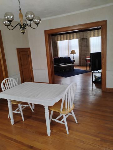 1106 State Street, Bay City, MI 48706