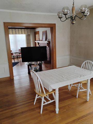 1106 State Street, Bay City, MI 48706