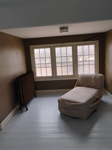 1106 State Street, Bay City, MI 48706